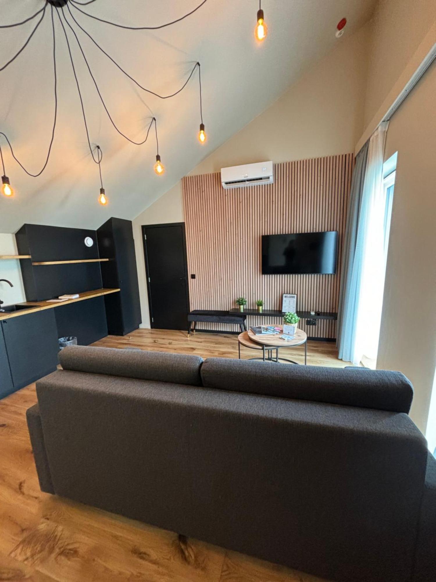 Hotel Mezza Notte Ronse Εξωτερικό φωτογραφία