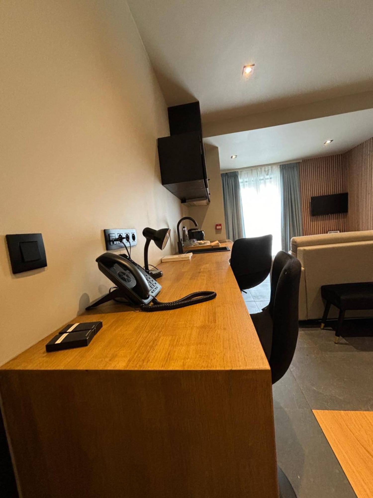Hotel Mezza Notte Ronse Εξωτερικό φωτογραφία
