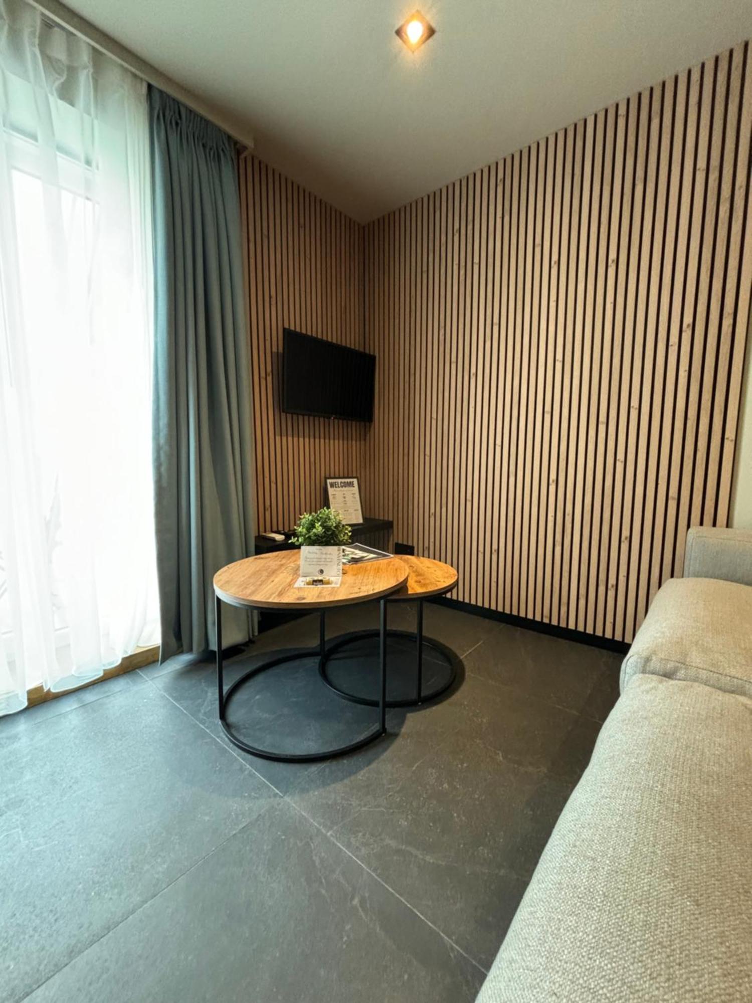 Hotel Mezza Notte Ronse Εξωτερικό φωτογραφία