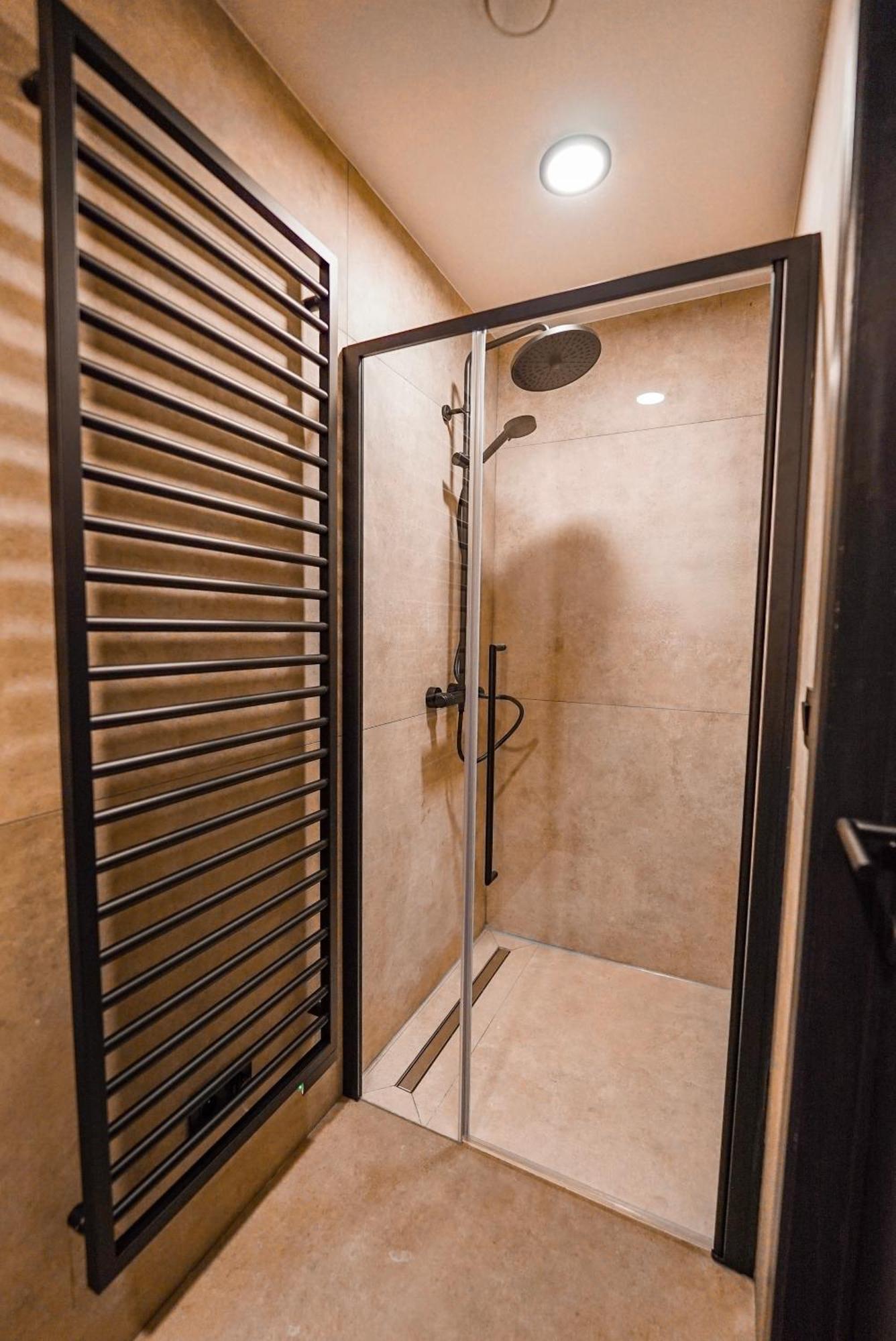 Hotel Mezza Notte Ronse Εξωτερικό φωτογραφία